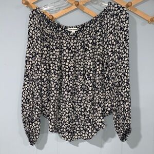 Billabong Black and White Floral 3/4 Sleeve Flowy Blouse Size Medium